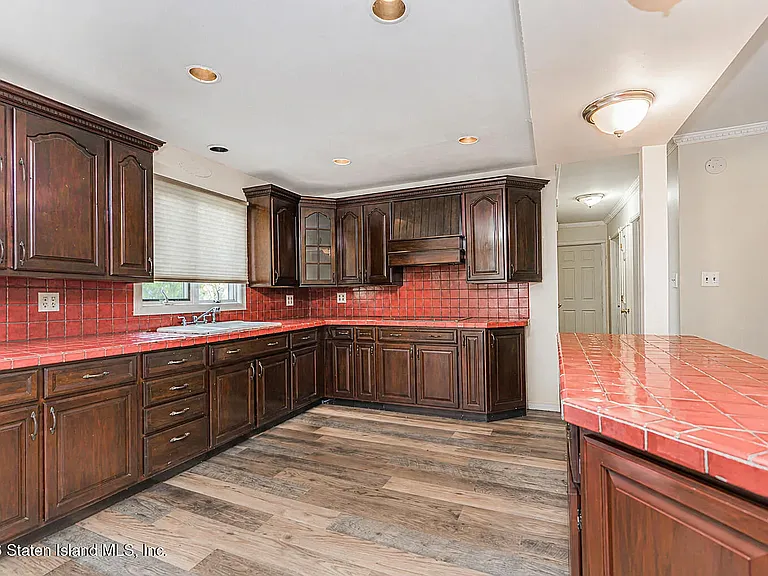 Gary Pl — Photo 2