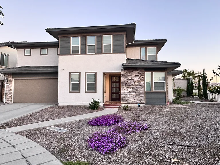 6 E Salvatore Ct — Photo 2