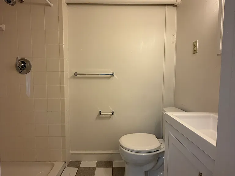 1683 Beacon St #B1 — Photo 3