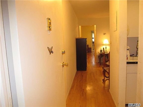 3rd image of 200 Lexington Ave APT 11B
