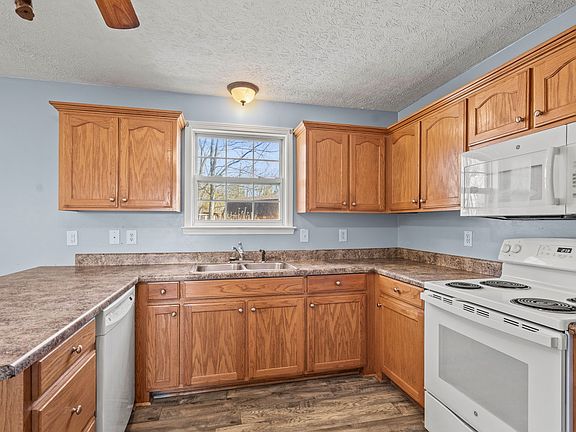 4th image of 6041 McDaniels Rd