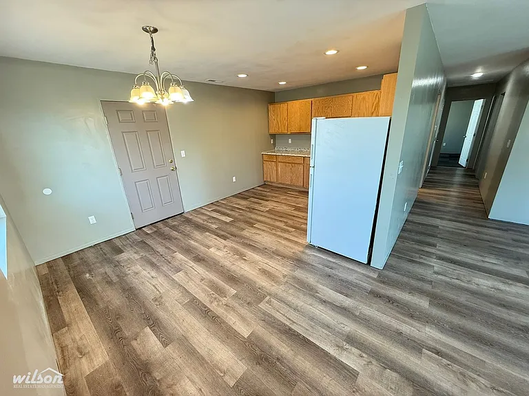 1401 S 4th Ave — Photo 7