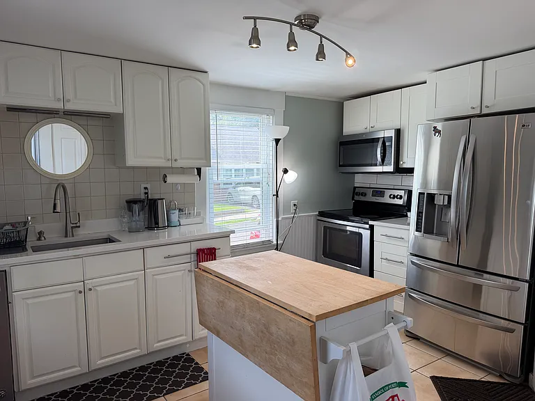 19 Buckman St #A — Photo 5