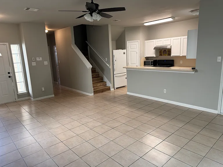 15503 Waldron Cir #B — Photo 2