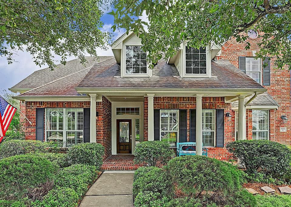 1st image of 5302 Golf Green Ct