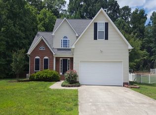 901 Ruskin Dr, High Point, NC 27265