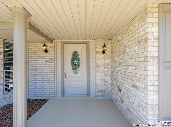 2nd image of 643 Crestway Dr