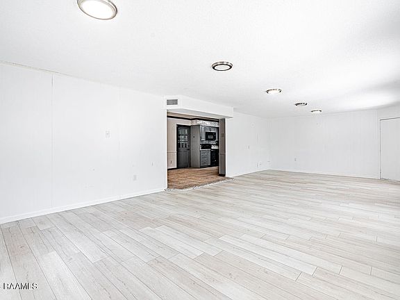 4th image of 109 Alyene Dr Unit B