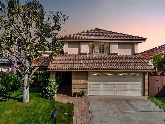 2nd image of 3885 Catamarca Dr