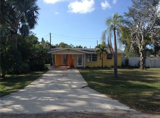 10 Sylvania Ave, Englewood, FL 34223