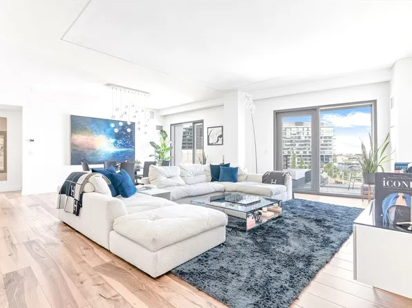 300 Pier 4 Blvd Unit 8A, Boston, MA 02210