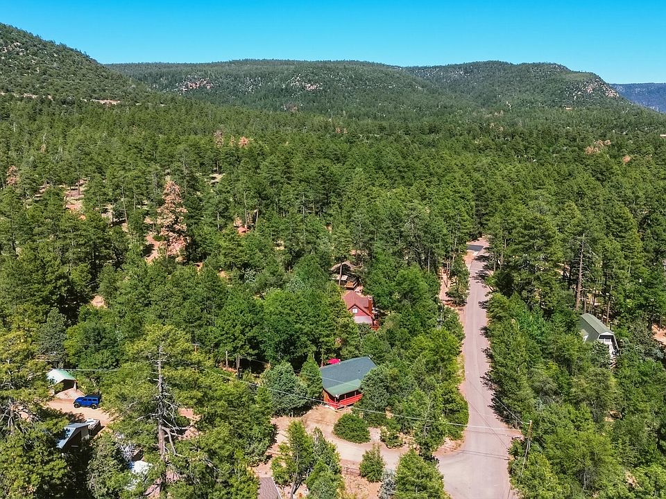 1st image of 952 Jacks Canyon Dr