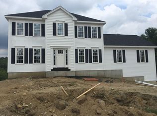 4 Richards Ave, Paxton, MA 01612