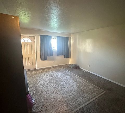 4th image of 632 Delaware Ave