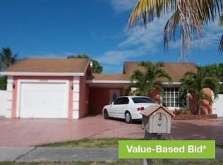19553 NW 58th Ct, Hialeah, FL 33015