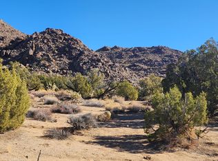 100 Rock Ledge Dr, Yucca, AZ 86438