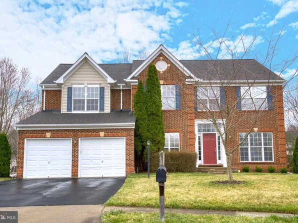 5101 Gate Post Ct, Woodbridge, VA 22193