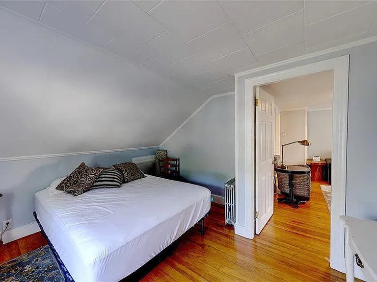 77 Mawney St #3 — Photo 9