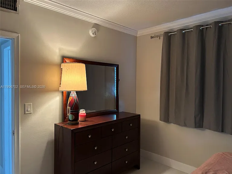 270 NE 191st St #101 — Photo 10