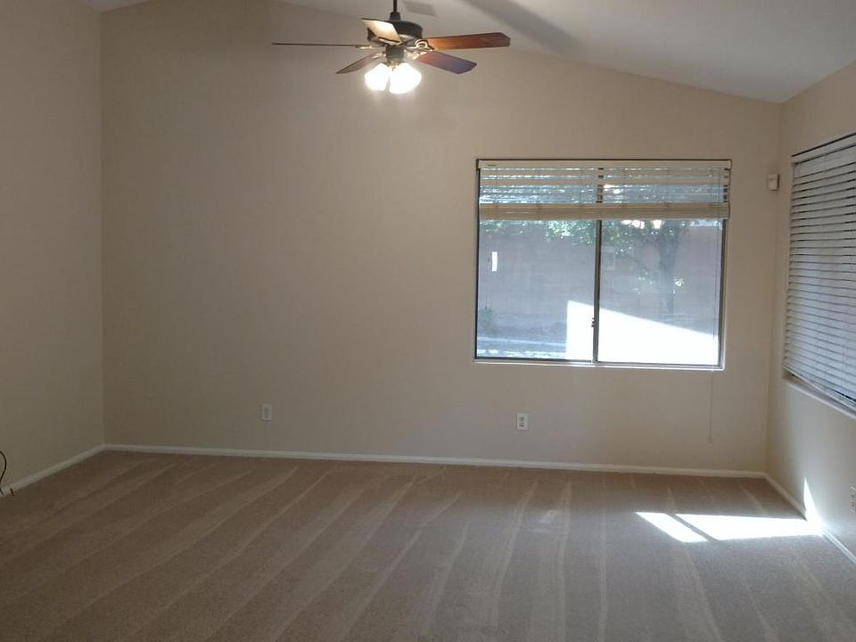 2nd image of 29888 N Desert Willow Blvd
