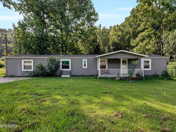 1753 Sulphur Springs Rd, Clinton, TN 37716