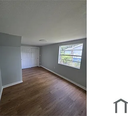 837 Lafayette Ln — Photo 7