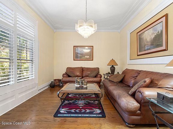 5th image of 1281 Fox Ct