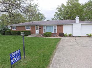 3652 N Macarthur Rd, Decatur, IL 62526