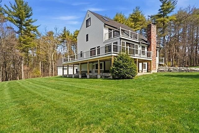 1st image of 13 Sunridge Rd
