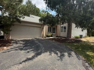 7103 Treasure Isle #50, Lansing, MI 48917