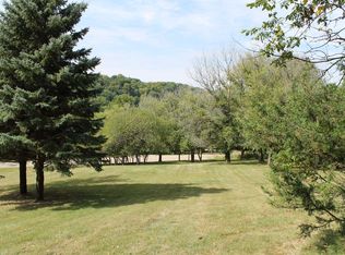 457 Territory Dr, Galena, IL 61036