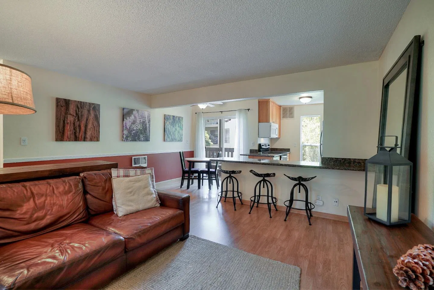 480 E Okeefe St — Photo 3