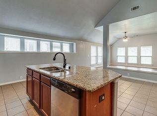 3605 Regent St, Midlothian, TX 76065