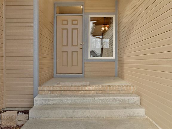 3rd image of 4410 E Eagles Landing St