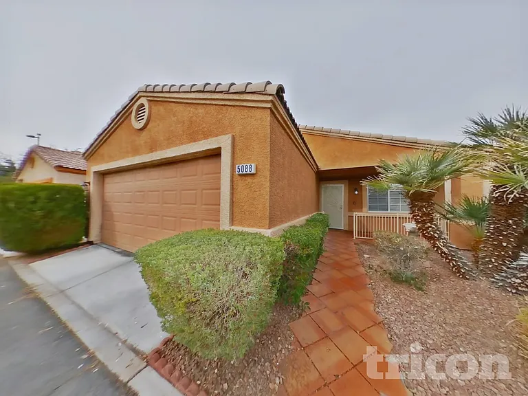 5088 Jewel Canyon Dr — Photo 2