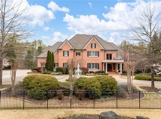 1038 Davenport Cir, Powder Springs, GA 30127