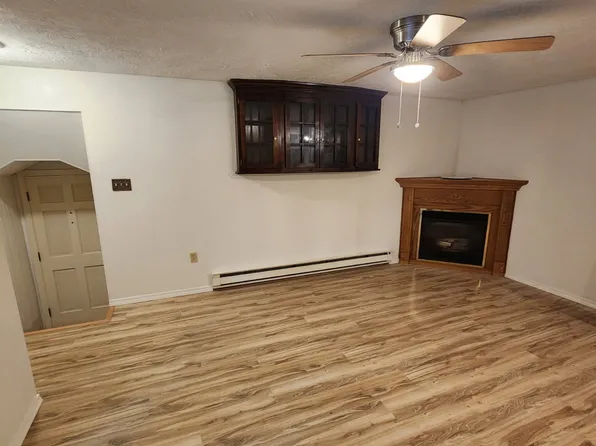 2 Dendee Dr #2, South Grafton, MA 01560