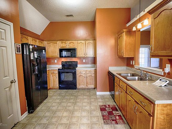 5th image of 9888 Wynngate Dr
