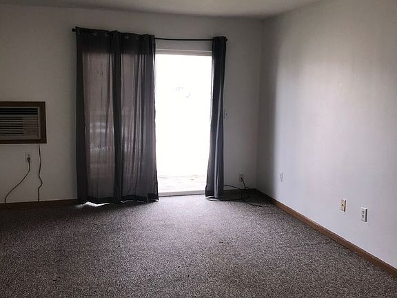 3rd image of 1105 S Prospect Dr #201
