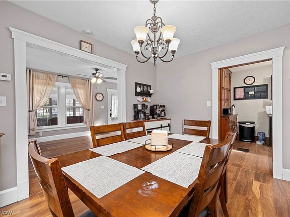 5th image of 41825 Adelbert St