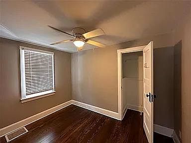 4th image of 10984 Avenue 352