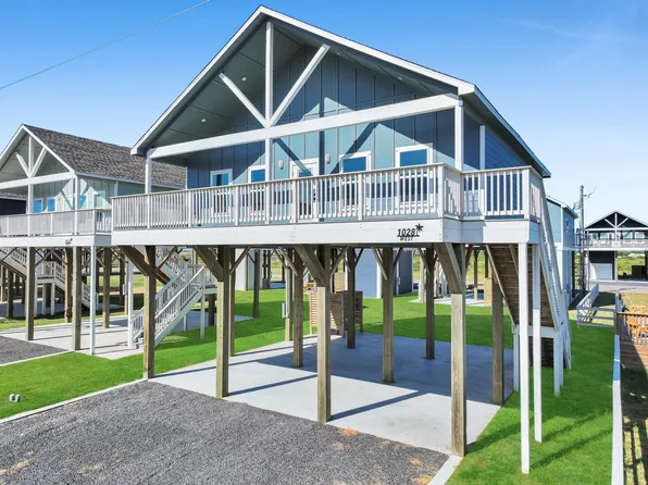 1028 Sunset Cir W, Crystal Beach, TX 77650
