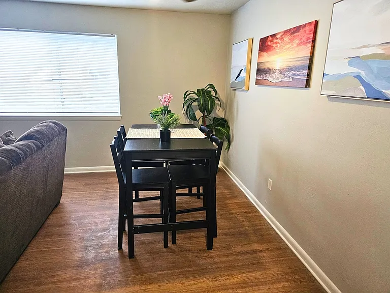 12847 Jefferson Ave #1 — Photo 7