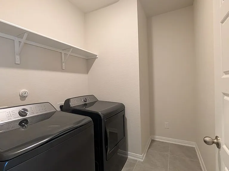 3069 Charyn Way — Photo 18