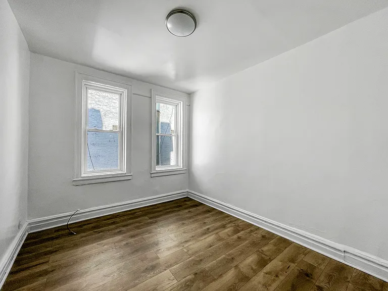 9506 4th Ave #2R — Photo 1