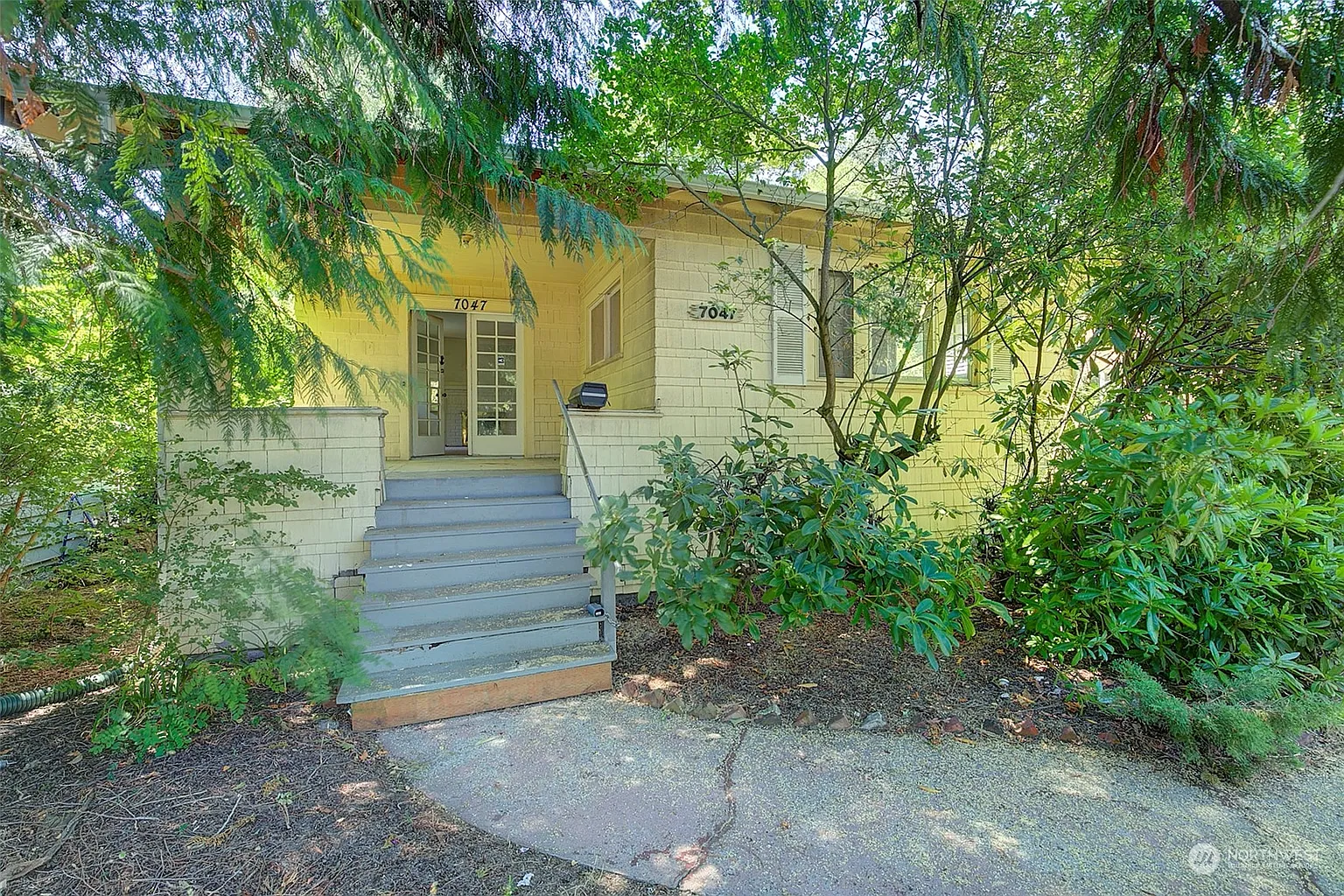 7047 8th Avenue NW photo 1