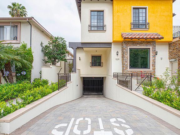 5th image of 1029 Melrose Ave #101