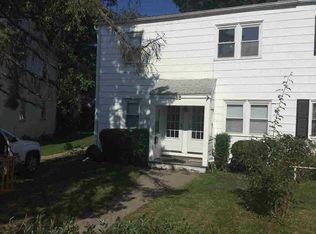 39 Vernon Ter, Poughkeepsie, NY 12601