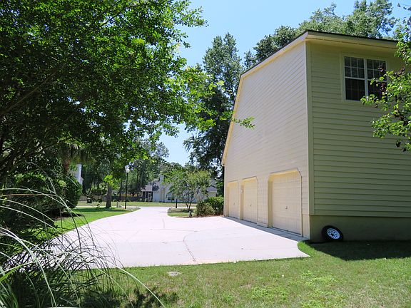 4th image of 139 Old Course Rd