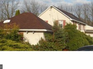 181 Park Ave APT 10, Chalfont, PA 18914